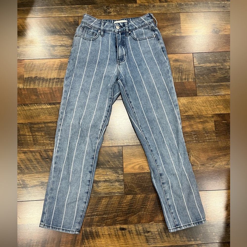 Pacsun Mom Jean size 23